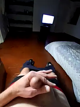 Snapshot of William1941 chatting on October 18, 6:26 am William1941 online show from October 18, 6:26 am