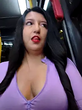 Snapshot of Melyy_Edii chatting on April 24, 12:13 am Melyy Edii online show from April 24, 12:13 am