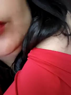Snapshot of Melyy_Edii chatting on May 6, 11:21 pm Melyy Edii online show from May 6, 11:21 pm