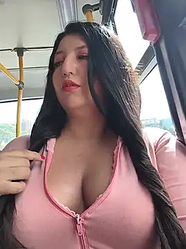 Snapshot of Melyy_Edii chatting on May 19, 7:42 pm Melyy Edii online show from May 19, 7:42 pm