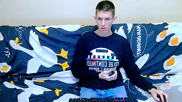 Lester Broo online show from January 13, 7:24 am