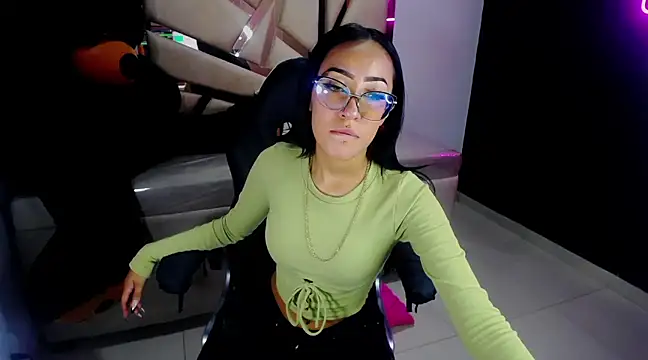 victoria ricci a online show from February 28, 4:42 pm