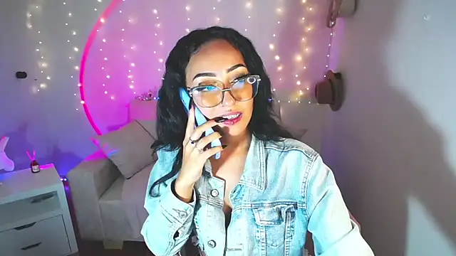 victoria ricci a online show from March 13, 2:16 am