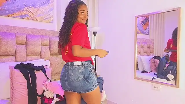 Snapshot of avis_lara chatting on July 19, 1:59 pm avis lara online show from July 19, 1:59 pm