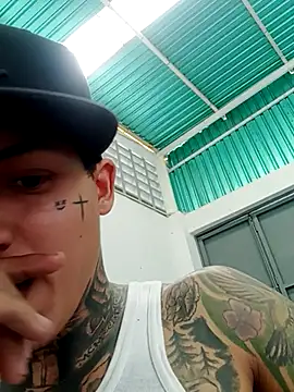 Briangalleta online show from September 23, 6:33 pm