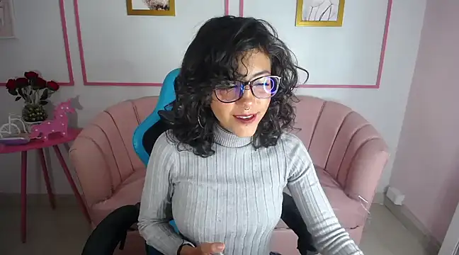 zoe ch  online show from March 17, 9:34 pm