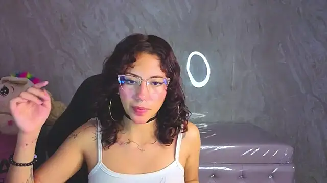 zoe ch  online show from July 10, 3:11 am