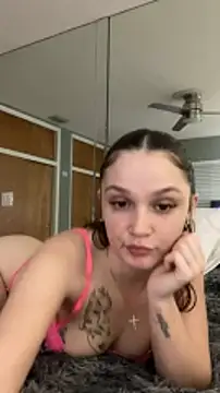 Snapshot of leasnow chatting on January 20, 12:36 am leasnow online show from January 20, 12:36 am