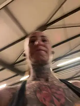 Black sweet Rose online show from February 3, 7:52 pm