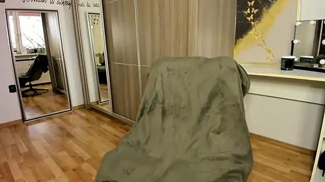 Snapshot of CzaR_Zmyslowosc chatting on March 27, 4:51 pm CzaR Zmyslowosc online show from March 27, 4:51 pm