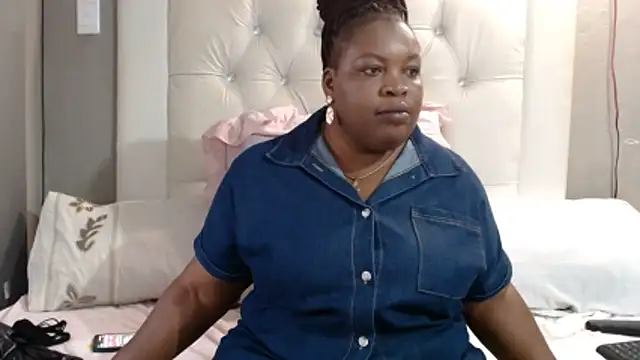 omalicha98 online show from February 28, 6:14 am