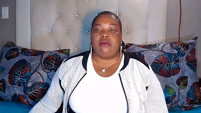 Snapshot of omalicha98 chatting on July 16, 7:03 am omalicha98 online show from July 16, 7:03 am