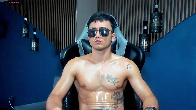 BrandonColee online show from January 25, 4:03 pm