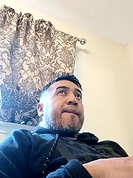 Snapshot of smoothwick chatting on January 17, 5:51 pm smoothwick online show from January 17, 5:51 pm
