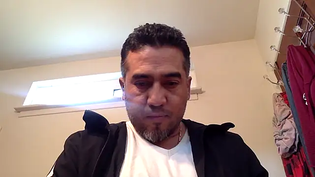 Snapshot of smoothwick chatting on January 26, 7:41 pm smoothwick online show from January 26, 7:41 pm