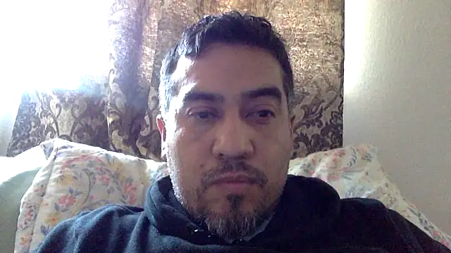 Snapshot of smoothwick chatting on February 2, 8:41 pm smoothwick online show from February 2, 8:41 pm