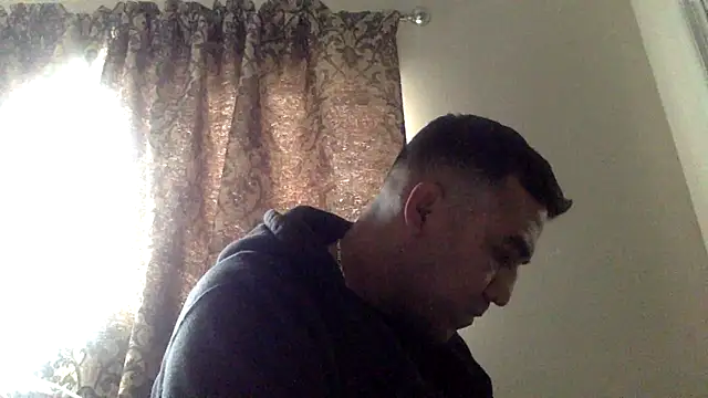 Snapshot of smoothwick chatting on February 12, 4:33 pm smoothwick online show from February 12, 4:33 pm