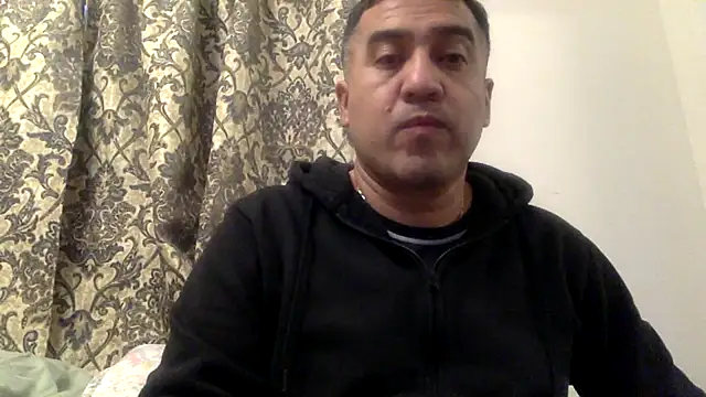 Snapshot of smoothwick chatting on February 14, 1:13 am smoothwick online show from February 14, 1:13 am