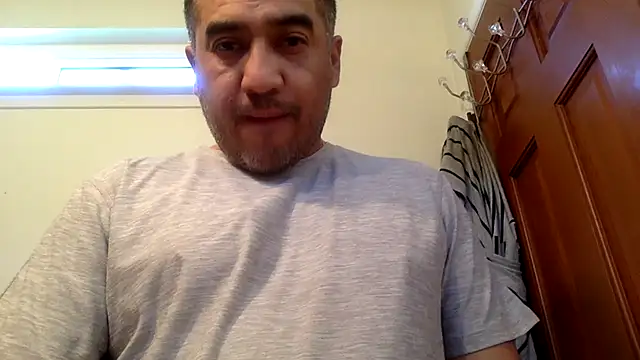 Snapshot of smoothwick chatting on February 19, 6:32 pm smoothwick online show from February 19, 6:32 pm