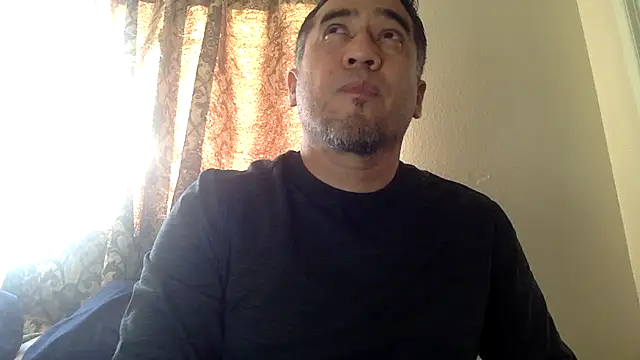 Snapshot of smoothwick chatting on March 16, 12:12 am smoothwick online show from March 16, 12:12 am