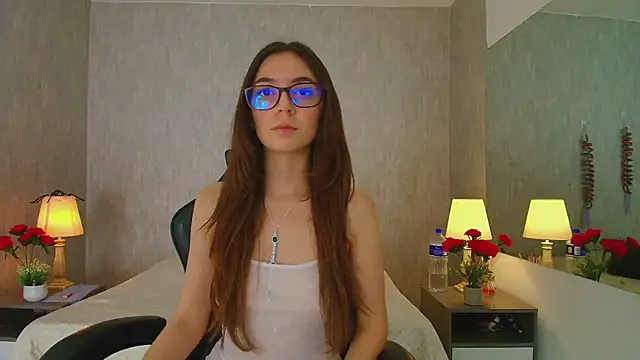 victoriapalmerfg online show from July 19, 3:43 am