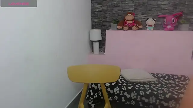 ScarletEmber3 online show from January 21, 4:32 am
