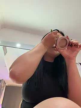 Aitana Hilton  online show from December 17, 11:38 am