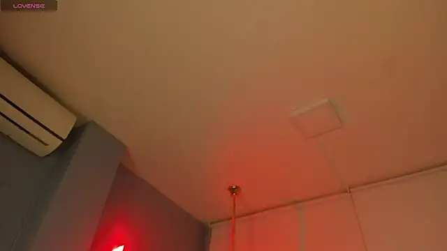 Aitana Hilton  online show from January 13, 11:37 am