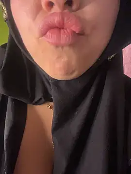 zahra Jalid online show from April 5, 1:47 am