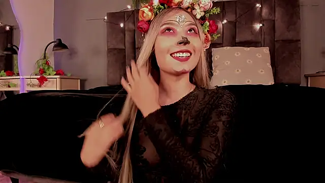 SabrinaSpell  online show from November 1, 11:56 am