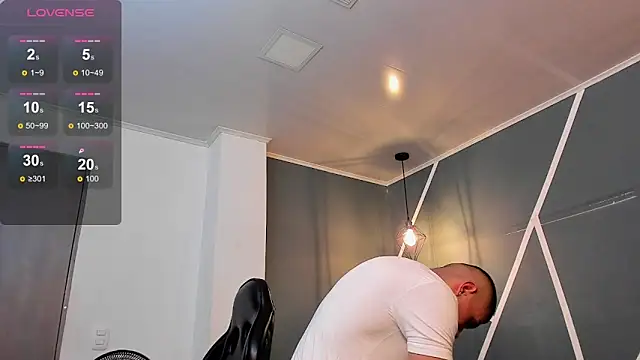 bruno cavalli online show from April 17, 5:16 pm