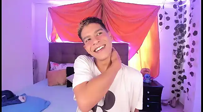 Ethan Boyy online show from March 2, 5:36 pm