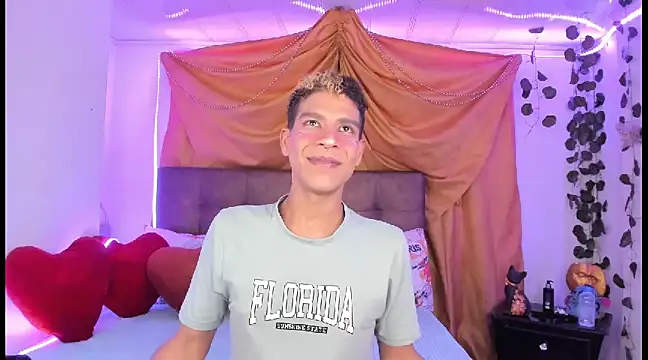 Ethan Boyy online show from March 16, 3:04 am