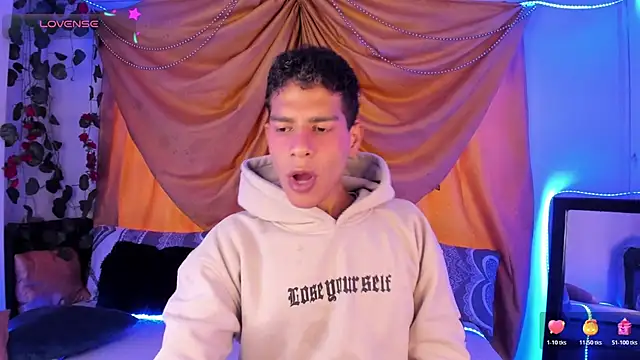 Ethan Boyy online show from November 11, 9:48 pm