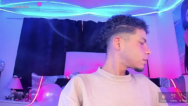 Ethan Boyy online show from March 6, 8:49 pm