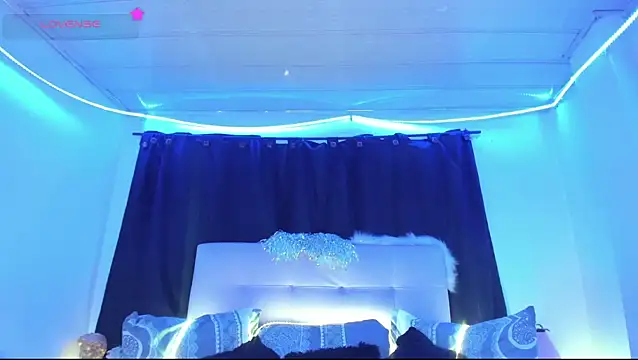 Ethan Boyy online show from April 14, 6:36 pm