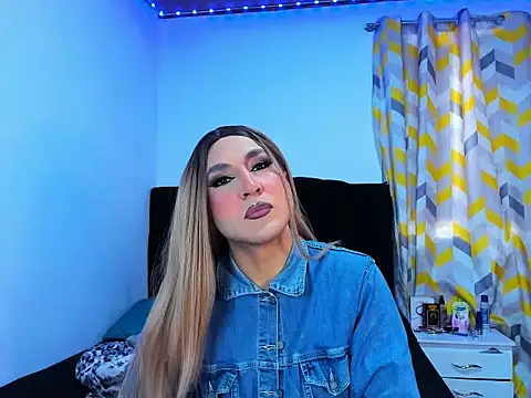 Georgina Giio online show from November 17, 1:50 pm