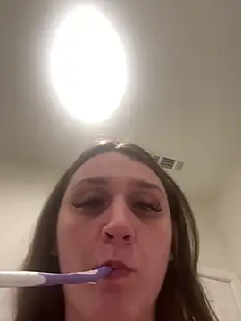 snowbabie4 online show from January 13, 12:51 am