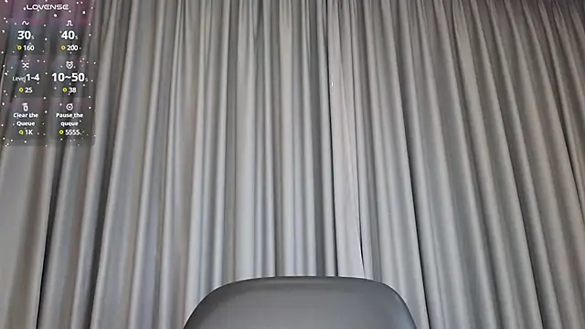 Snapshot of asianqueeny chatting on February 12, 4:22 pm asianqueeny online show from February 12, 4:22 pm