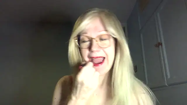 petina online show from November 19, 7:19 am