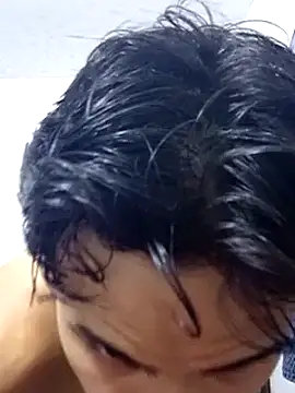 Snapshot of Sm1thXx chatting on February 1, 12:51 am Sm1thXx online show from February 1, 12:51 am