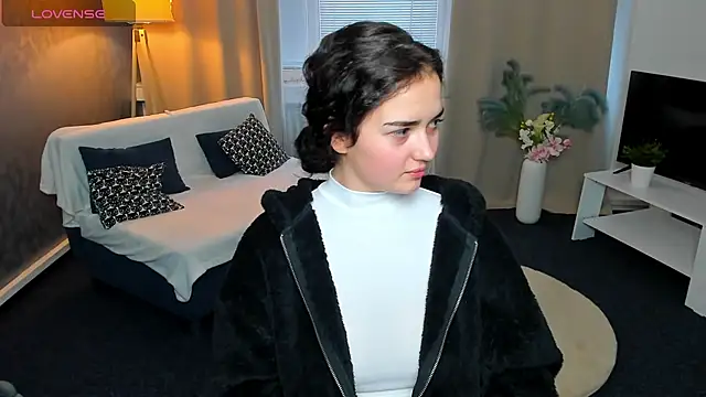 AmeliaLoveee online show from January 15, 12:58 pm