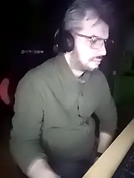 stary-w-kalesonach online show from February 4, 5:21 am