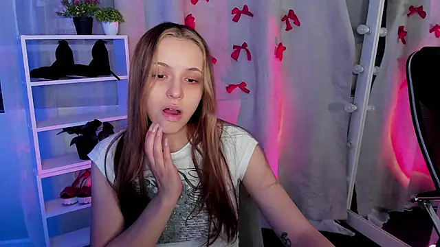 Sahara Shields online show from February 26, 10:04 am