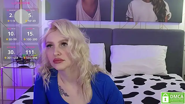 Snapshot of Eva__Summer chatting on November 3, 4:03 am Eva Summer online show from November 3, 4:03 am