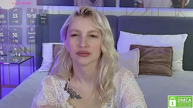 Snapshot of Eva__Summer chatting on November 23, 4:12 am Eva Summer online show from November 23, 4:12 am