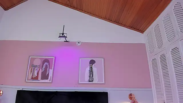 janna lopez  online show from September 17, 3:30 am