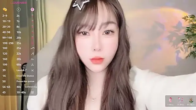 Snapshot of Alano-01 chatting on November 23, 3:06 am Alano-01 online show from November 23, 3:06 am