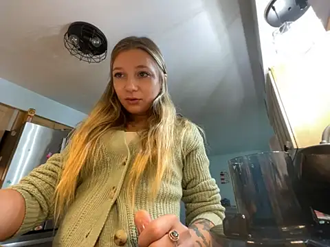 Hatgirl69 online show from November 1, 4:31 pm