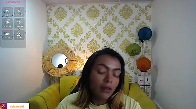 madelein m online show from February 22, 6:19 pm